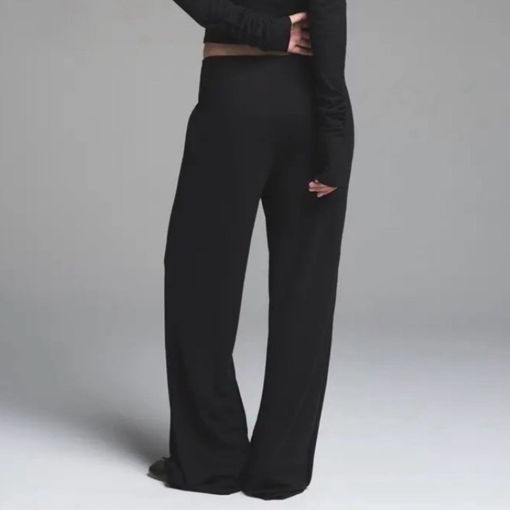 *NWT* SKIMS CLOUD BOTTOMS - Picture 3 of 5